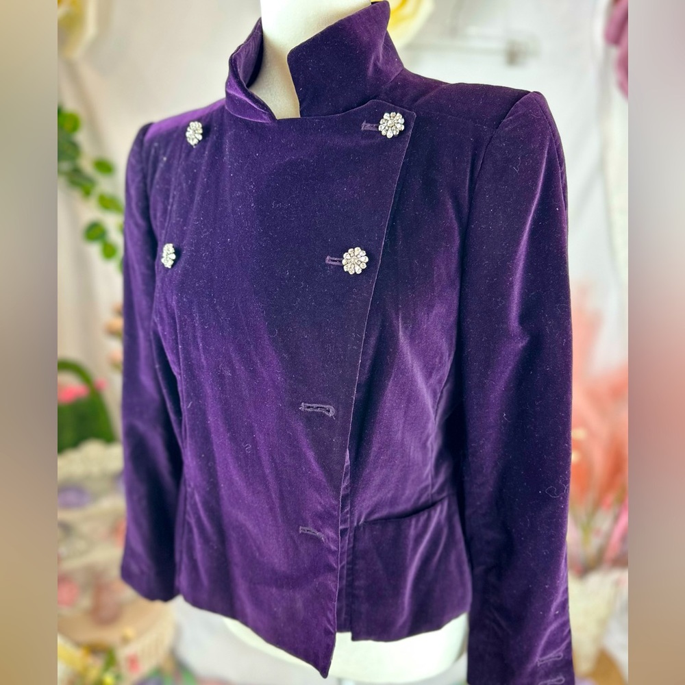 Carolina Herrera Vintage Velvet Blazer. Size 6.